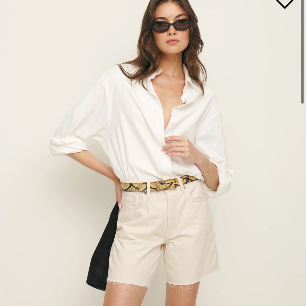 NWOT Reformation Raye Mid Rise 6" Relaxed Jean Shorts Ivory - Size 29